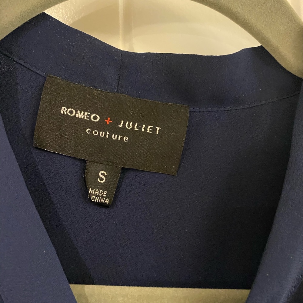 Blouse - Picture 2 of 2